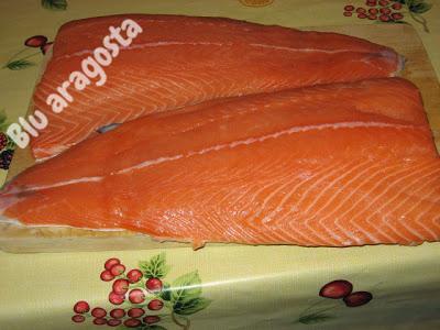 Salmone marinato svedese (gravad lax o gravlax)