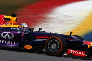 Sebastian-Vettel-Red-Bull_GP_Malesia_PL_2013 (3)