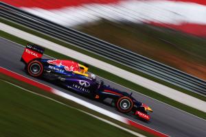 Sebastian-Vettel-Red-Bull_GP_Malesia_PL_2013 (1)