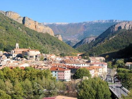 Lungo la Route Napoleon in Francia sisteron Route Napoleon Napoleone Le Golfe Juan grenoble Grasse Francia Digne les Bains destinazioni castello di Malijay castellane 