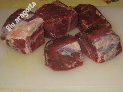 Gnocchi di farina al sugo ricco di carne