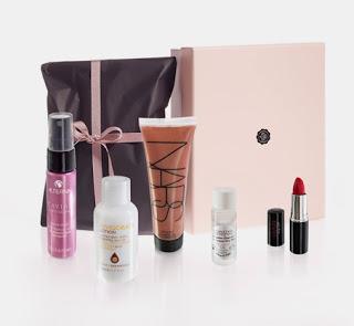 Codice Sconto: Glossybox Marzo/Aprile a soli 9,80€ !!