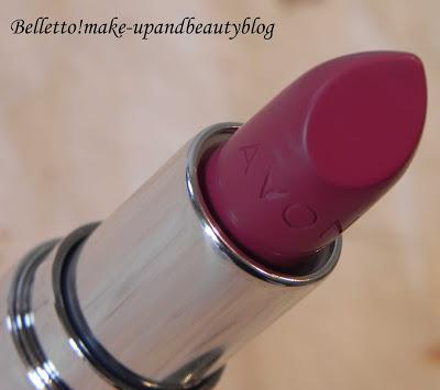 Avon - Rossetto Perfect Kiss nei colori Lacy Mauve e Mauve Allure