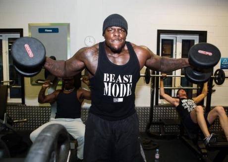 Akinfenwa, il giocatore “più forte del mondo” per Fifa 2013!