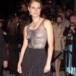 Gwyneth Paltrow, il vestito degli Oscar 2002: “Avrei dovuto indossare il reggiseno”