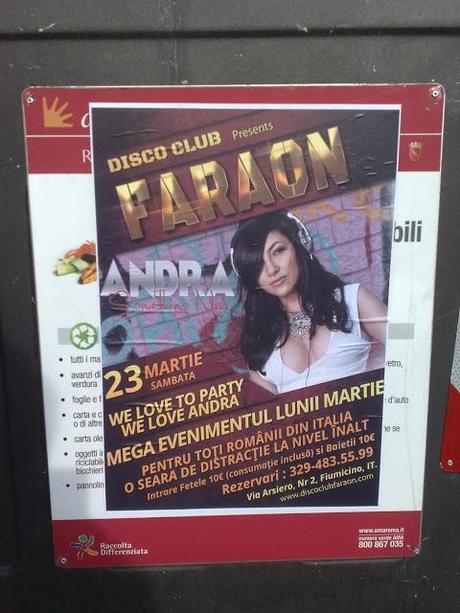 L'autentica invasione dei manifesti abusivi dei cantanti rumeni. Dite la veir