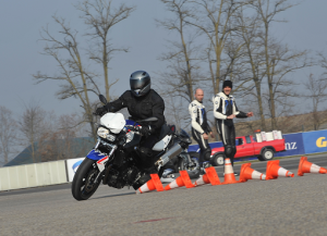 BMW Motorrad raddoppia l’impegno per promuovere la sicurezza su due ruote BMW Motorrad Riding Academy 2