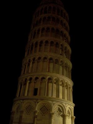 Through Pisa, from 2013 to 2014 .. Happy New Year !!!