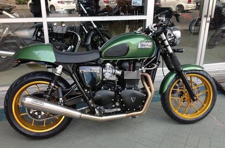 Triumph Bonneville Special by Britbike Triumph