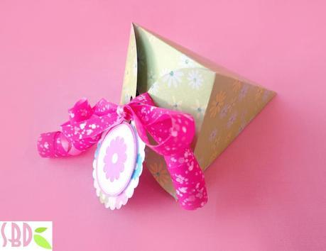 Scatole Pasquali a Piramide - Pyramid Easter Boxes Scatole Pasquali a Piramide - Pyramid Easter Boxes