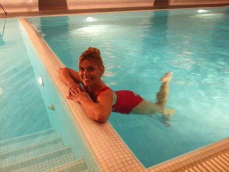 FEDERICA FONTANA IN PISCINA ZUMBA GOSSIP 