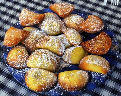 Cassatelle siciliane: la ricetta con ricotta e cioccolato