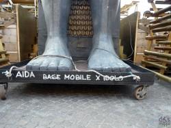 aida - base mobile per idolo - scenografia in piazza bra