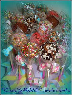 CAKE POPS ... Palline di torta :)