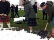 Serbia Scozia rinviata causa neve. No…a spalare pensano tifosi ospiti