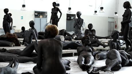 Vanessa Beecroft, VB 66, Video Still