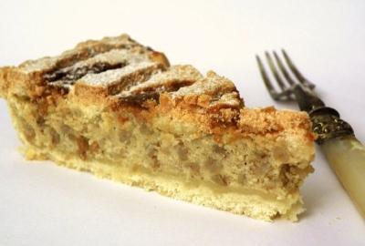 800px-Pastiera_slice_-_ready_to_eat.jpg