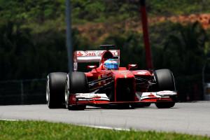 Fernando-Alonso-Ferrari_GP_Malesia_2012_Qualifiche (1)