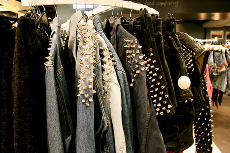 STUDS MANIA!