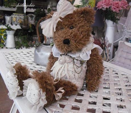 shabbychic,che gioia vestire i miei Teddy!