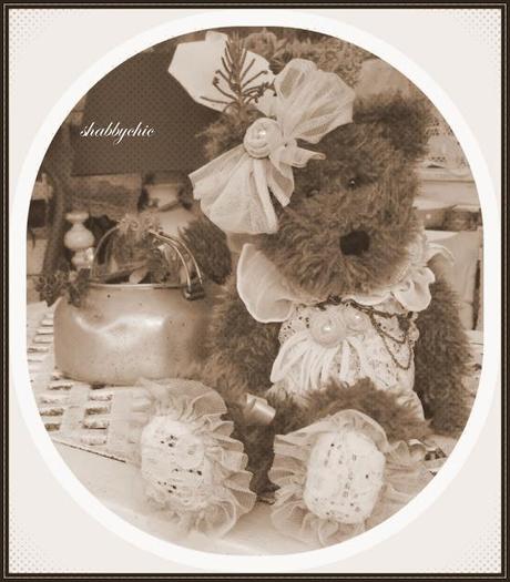 shabbychic,che gioia vestire i miei Teddy!