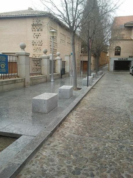 Spagna in crisi? Se, come no... Guardate com'è la città di Toledo. Neppure tra 150 anni possiamo sperare di avere un contesto civile così. Altro che crisi e crisi