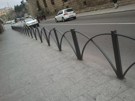 Spagna in crisi? Se, come no... Guardate com'è la città di Toledo. Neppure tra 150 anni possiamo sperare di avere un contesto civile così. Altro che crisi e crisi