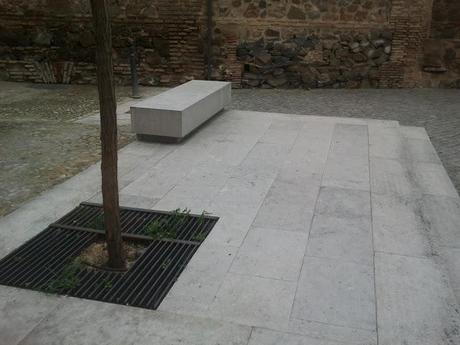 Spagna in crisi? Se, come no... Guardate com'è la città di Toledo. Neppure tra 150 anni possiamo sperare di avere un contesto civile così. Altro che crisi e crisi