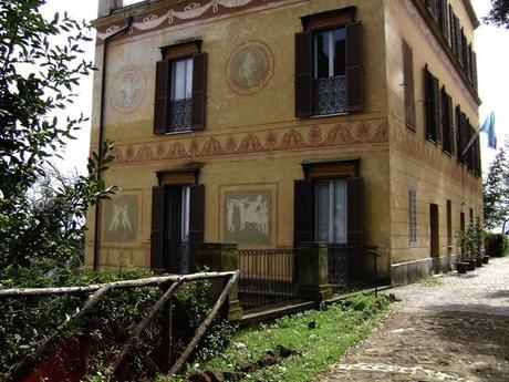 Villa Mazzanti è ridotta come potete vedere. Qui ha sede l'ente Roma Natura... Foto