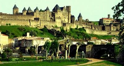 VIAGGI DI PRIMAVERA ... CARCASSONNE ... UN VIAGGIO NEL TEMPO ...