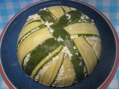 Per Sabato Santo o per Pasqua prepariamo lo Zuccotto di Zucchine