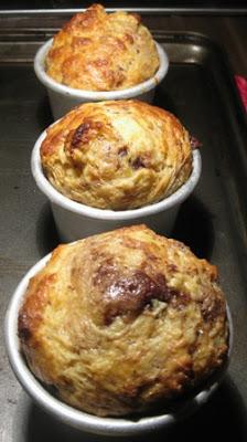 MUFFIN CON COLOMBA E CIOCCOLATO