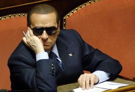 Berlusconi in un angolo: solo noi possiamo rimetterlo in pista