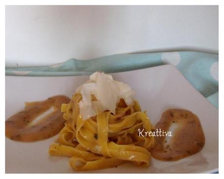 Tagliatelle con vellutata di funghi porcini e Raspadura Bella Lodi