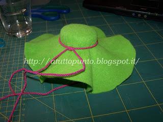 Feltro modellabile: bomboniera o cappellino? - TUTORIAL