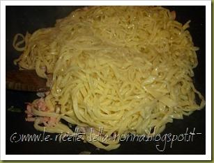 Tagliolini con cipollotto e salmone affumicato (5)