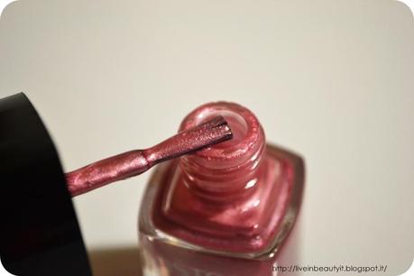 Review and swatches Astra 