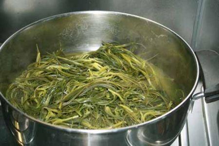 Agretti alla salsiccia