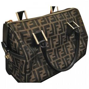 bauletto-fendi-1364995179095-1-l