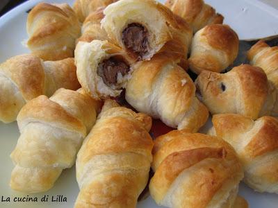 Dolci: Cornetti al cioccolato