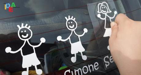 LA NOSTRA AUTO PERSONALIZZATA CON I FAMILY STICKER