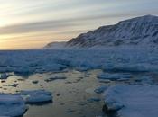 Viaggio verso Polo Nord ghiacciai norvegesi