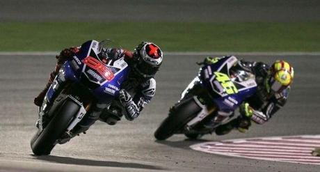 MOTO GP, QATAR 2013: ROSSI GRANDE RIMONTA, DOMINA LORENZO