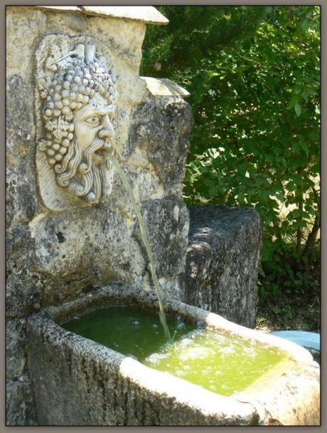 Tra canti di cicale e profumo di rosmarino..un bellissimo mas in Provenza