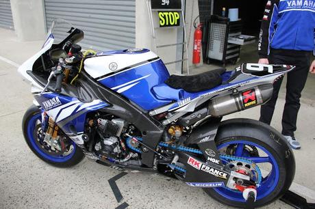 Yamaha YZF-R1 Team GMT94 2013