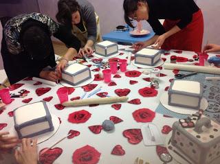 Corso cake design a Seregno, tema Make up cake!