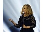 Adele torna alla musica: “Basta fare solo mamma”