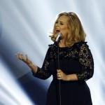 Adele torna alla musica: “Basta fare solo la mamma”