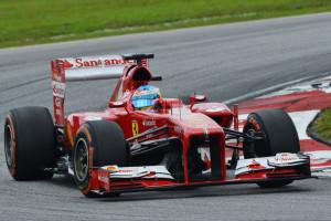 Fernando-Alonso-Ferrari_GP_Malesia_2012_Qualifiche (3)