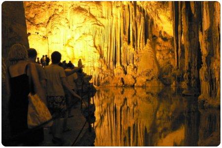 Le più belle grotte visitabili d’Italia